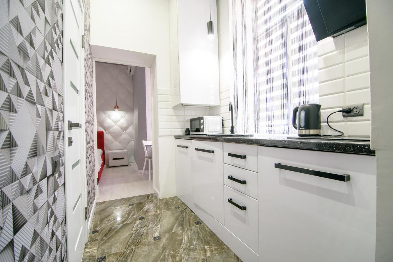 Nova Apartment Leopoli Esterno foto